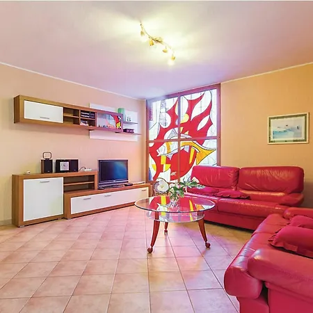 With 2 Bedrooms In Fazana, With Furnished Terrace And Wifi Apartment *