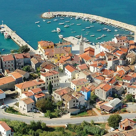 With 2 Bedrooms In Fazana, With Furnished Terrace And Wifi Apartment